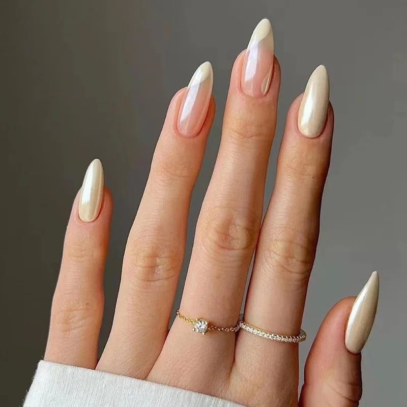 24Pcs Teardrop Cute Little Flower False Nail Art Full Cover Removable Artificial Fake Nails Coffin Ballerina Press-On Nails Art