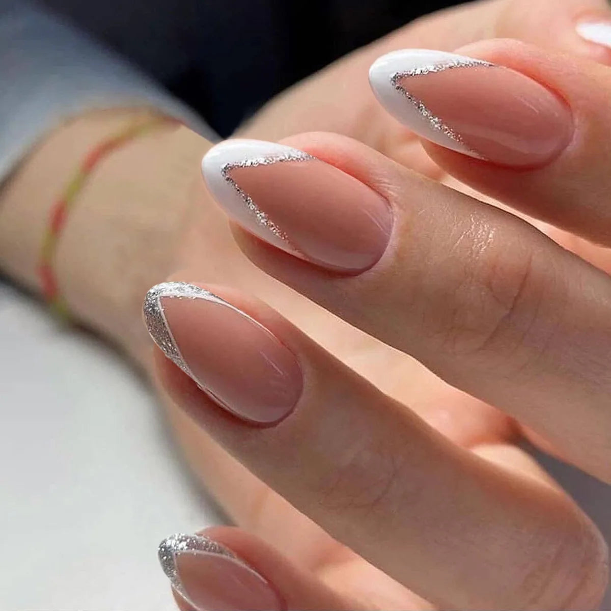 24Ps/Set Almond Slant Gold Line Lotus Pink Fake Nails Artificial Professional Material art False Nail Supplies For Professionals